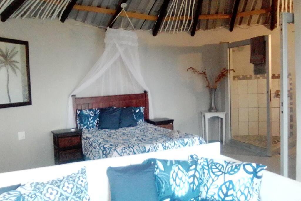 Wildview Self Catering Cottages Coffee Bay, Breakfast & Wi-Fi Inc מראה חיצוני תמונה